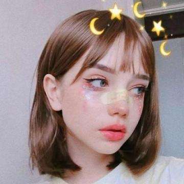 “梅姨”藏身地居民：她总独来独往